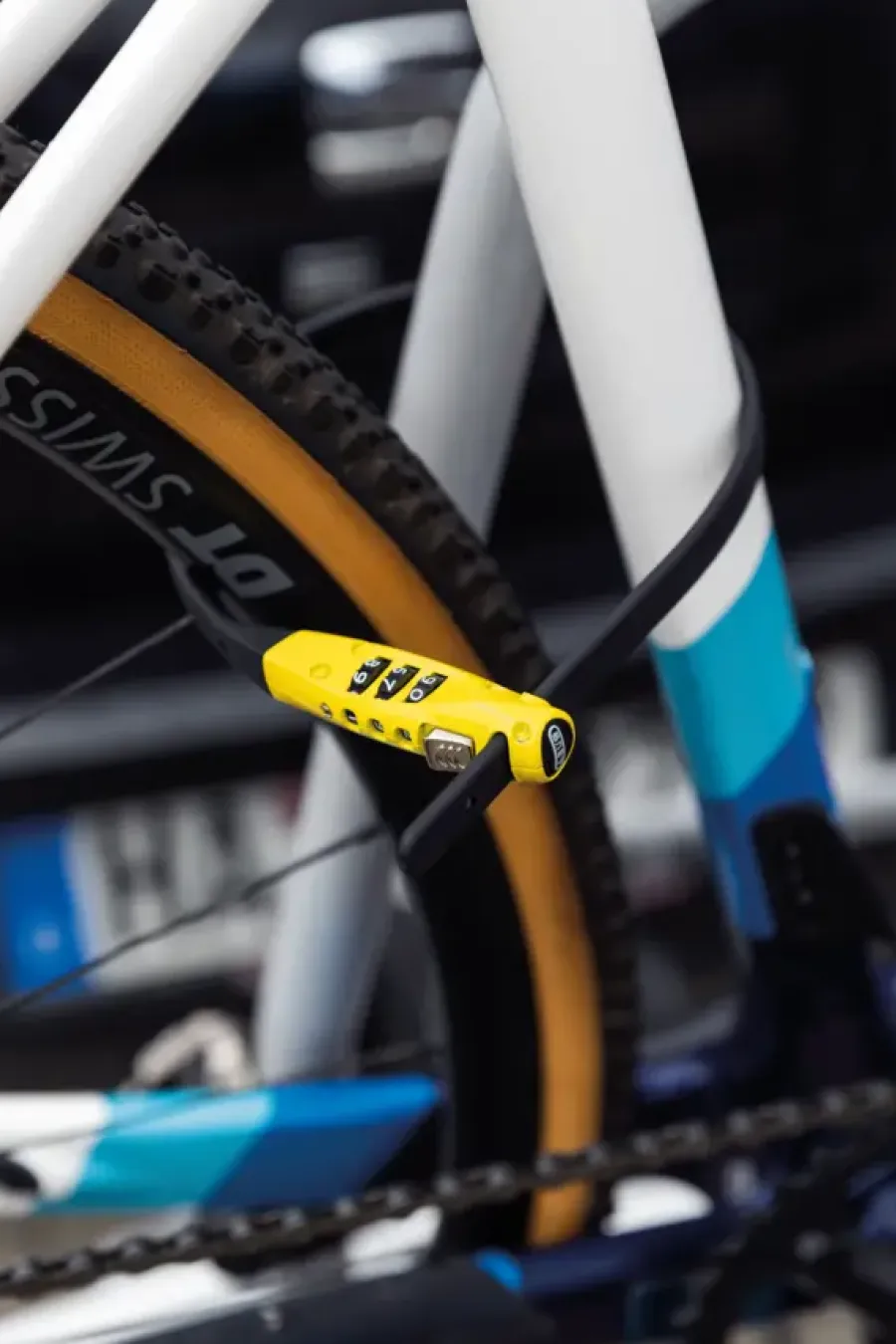 Abus travellock combiflex geel