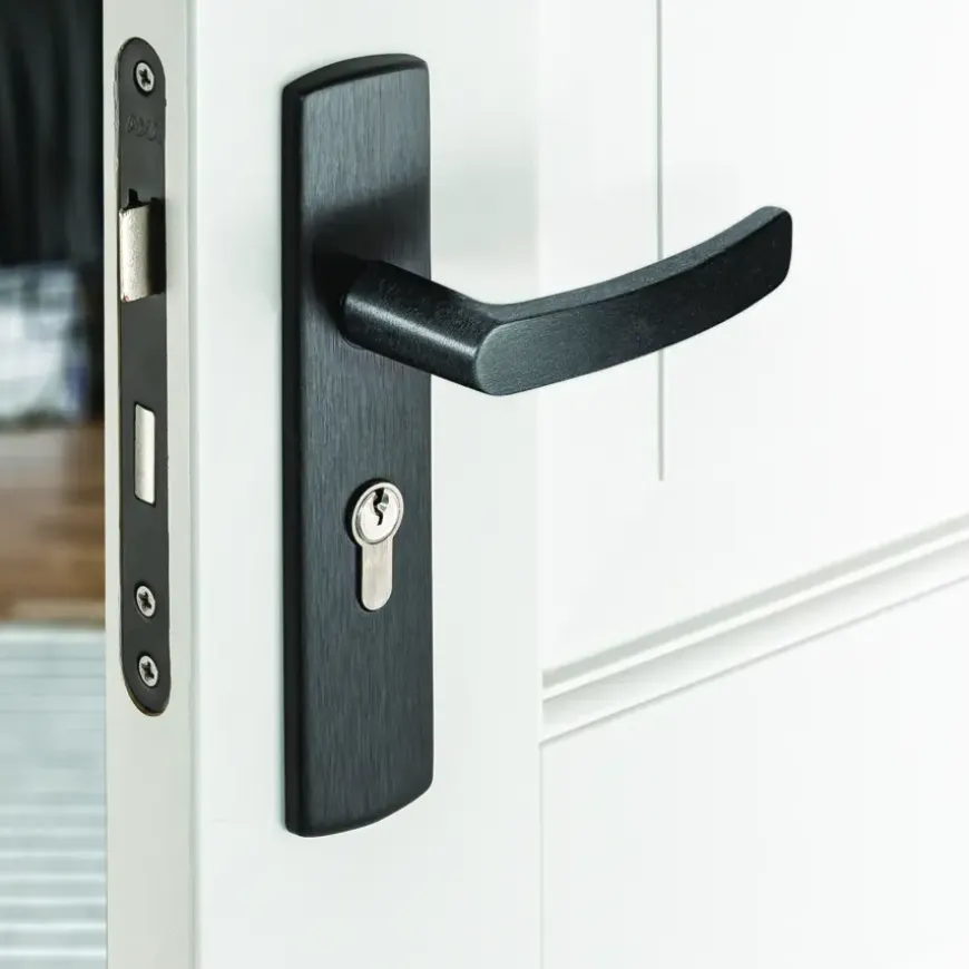 AXA Langschild binnendeur voor cilinderslot 55 mm zwart