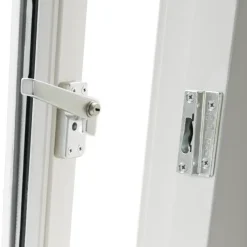 AXA raamsluiting met slot SKG 1-ster links aluminium buitendraaiend