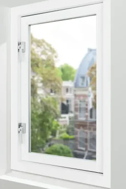 AXA raamsluiting rechts aluminium SKG 1-ster
