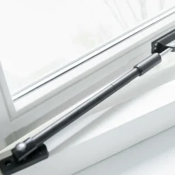 AXA telescopische raamuitzetter zwart 35 cm buitendraaiend