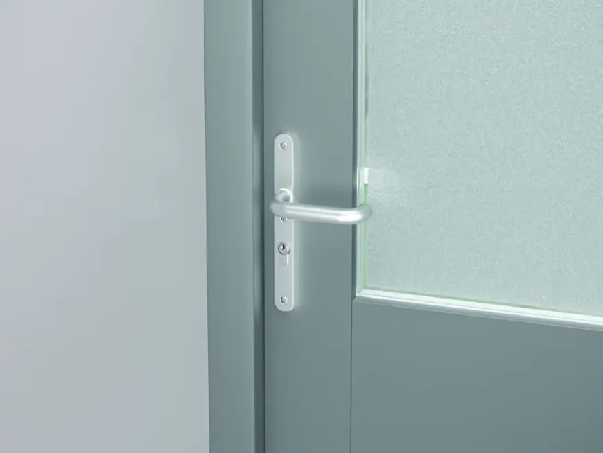 AXA veiligheidsbeslag Oval achterdeur aluminium smal schild met SKG 3-sterren 92 mm
