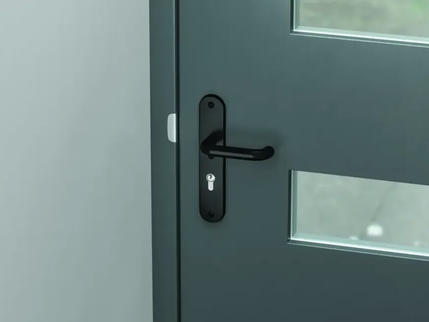 AXA veiligheidsbeslag Oval voordeur zwart langschild met SKG 3-sterren 92 mm