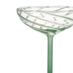 Geen Champagne glas met groene swirls