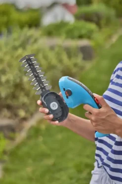 Gardena 3,6V grasschaar / buxusschaar ClassicCut 12cm