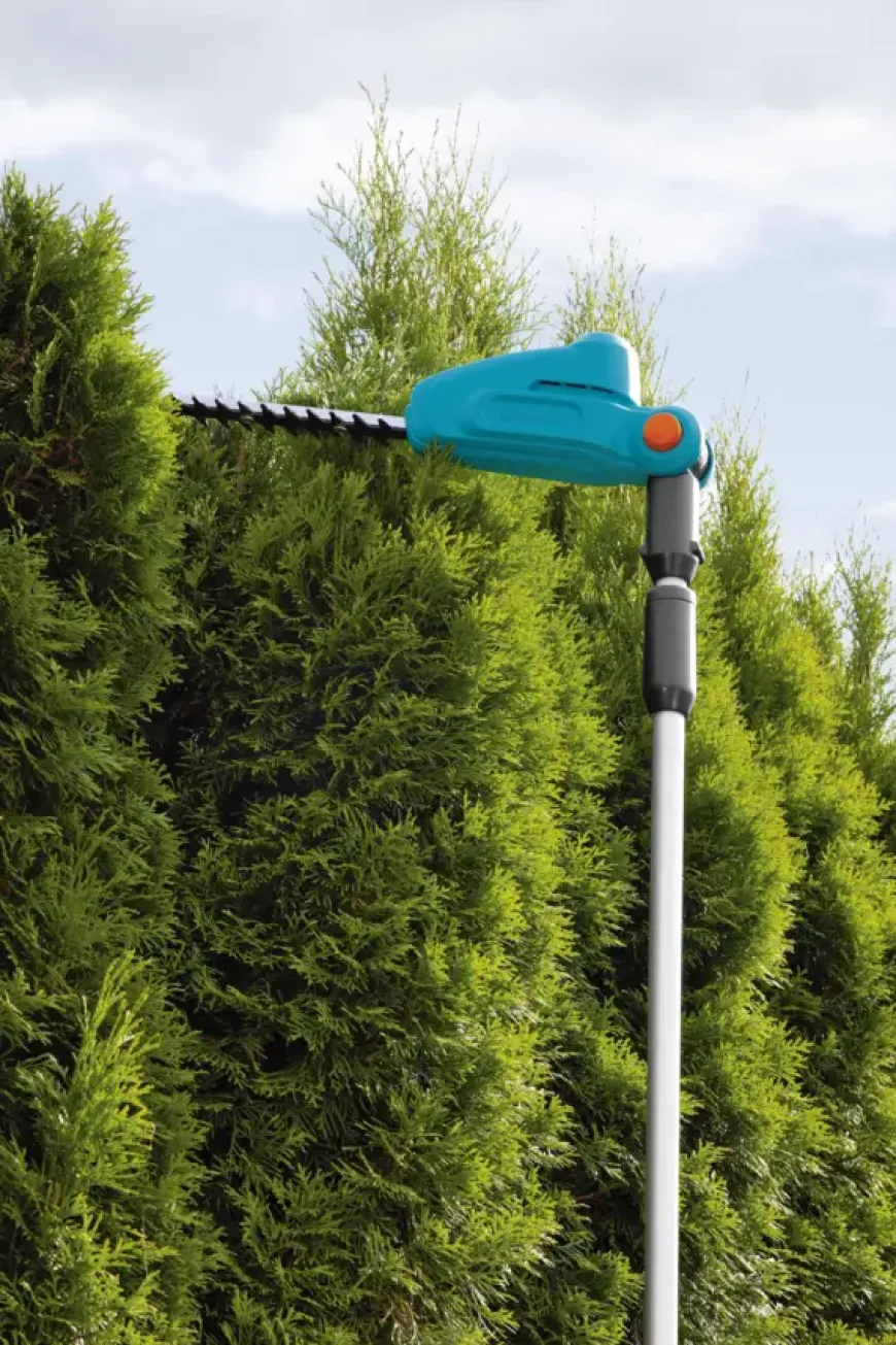 Gardena 18V heggenschaar telescopisch THS 42 cm incl. accu + lader