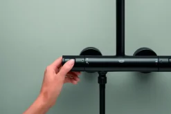 Grohe Vitalio Comfort 250 douchesysteem met thermostaatkraan mat zwart
