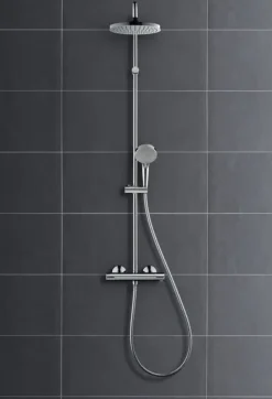 Hansgrohe regendoucheset Vernis Blend 200 met handdouche en thermostaatkraan 2 standen chroom - hartafstand kraan 15 cm