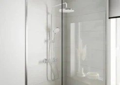 Hansgrohe regendoucheset Vernis Blend 200 met handdouche en thermostaatkraan 2 standen chroom - hartafstand kraan 15 cm