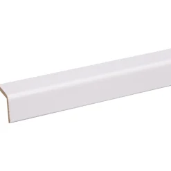 Hoeklat MDF zelfklevend 27x27 mm lengte 260 cm gegrond