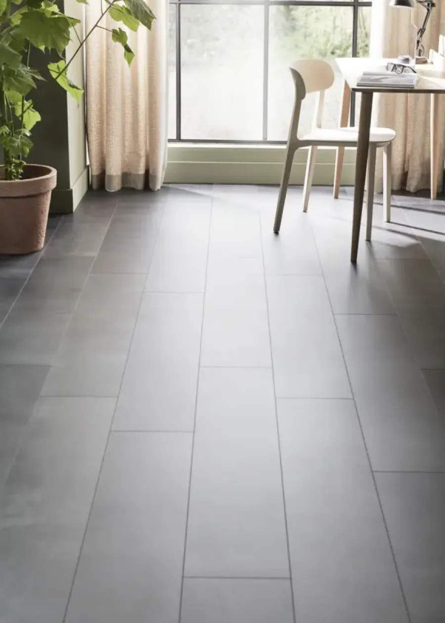 vtwonen Kleurstaal click PVC EVC Granite donkergrijs houtlook