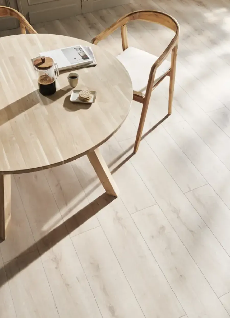 vtwonen Kleurstaal click PVC EVC Millet lichtbruin houtlook