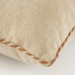 Geen Kussen braided beige - l55xb35xh10cm
