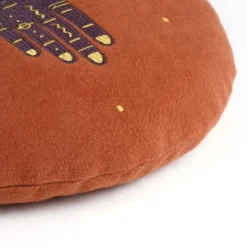 Geen Kussen graphic hand bruin Ø 40 cm