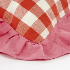 Geen Kussen ruit rood - l55xb35xh10cm