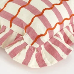 Geen Kussen wave roze - l55xb35xh10cm