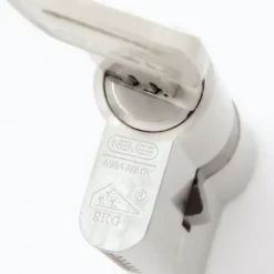 Nemef veiligheidscilinder NF4 met keersleutel 30/30 mm SKG 3-sterren