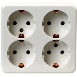 OK 4-voudig geaard stopcontact opbouw wit