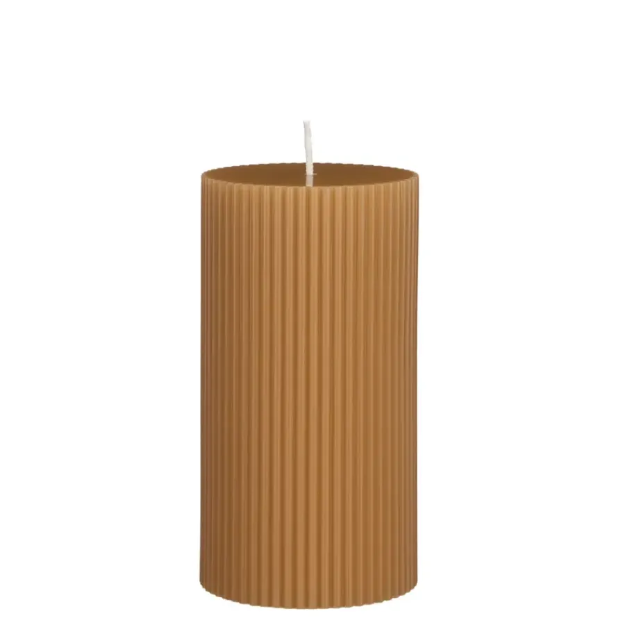 Geen Pilaar kaars paraffine l.bruin - h13xd7cm