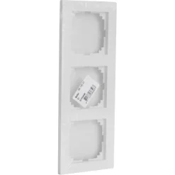 Schneider Merten System-M Afdekraam 3-voudig Actief Wit