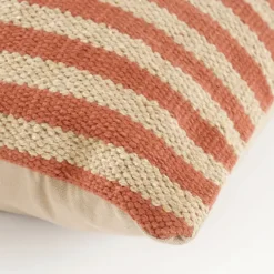 Geen Stripes kussen l.bruin - l55xb35xh10cm