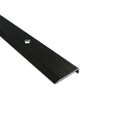 Geen Trapkant aluminium mat zwart dr 25x6x1000x1.6mm